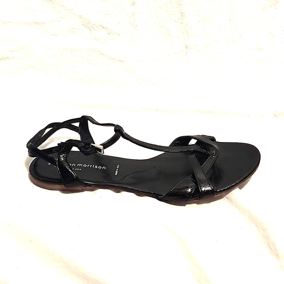 Sigerson Morrison Shoes - SIGERSON MORRISON Black Patent Leather Flat Sandals, size 7